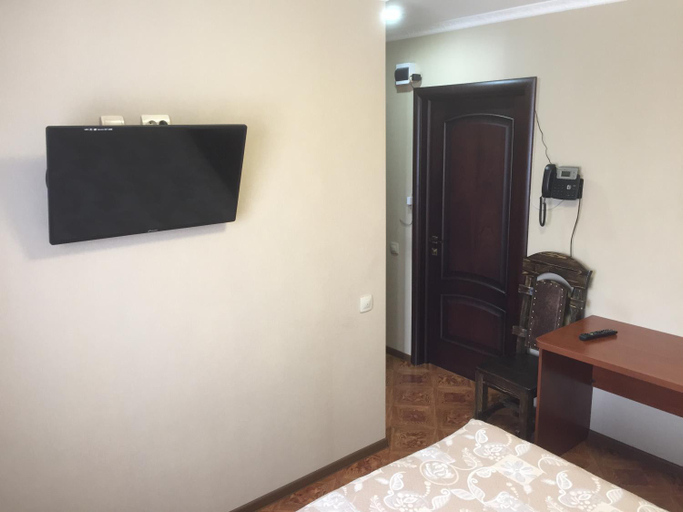 Others 4, Mini-Hotel Logos, Anivskiy rayon