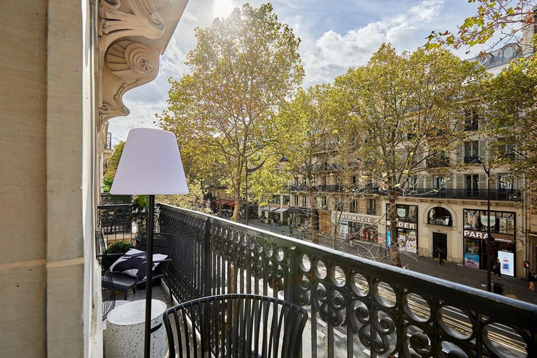 Superb New 1 bedroom flat Notre Dame de Paris, Paris