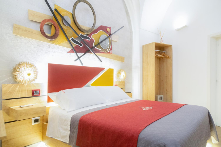 Others 4, T rooms, Lecce