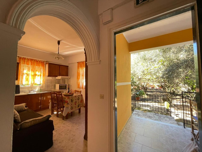 Others 4, Villa Katerina, Ionian Islands