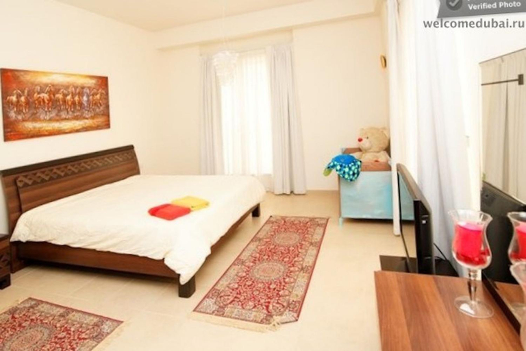Bedroom 2, Entire house - 2br Beach front Sea View, Dubai