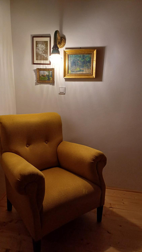 Others 5, Karadi-Berger Vendeghaz - az erdo alatt, Sárospatak