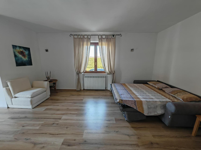 Bedroom 2, B&B Sole e Luna, L'Aquila