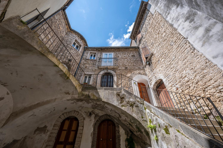 Others 3, La torretta sul cortile, Isernia