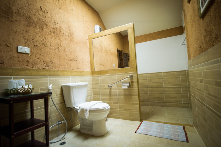 Bathroom 4, Mohnfahsai Home Resort, Muang Chiang Rai