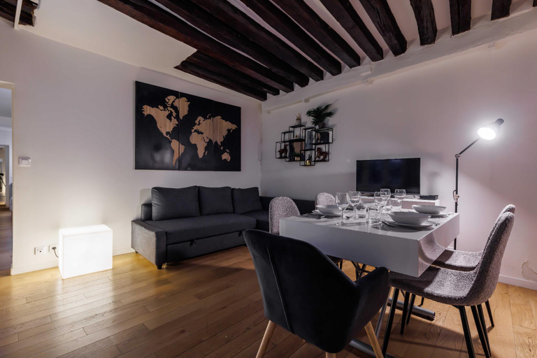 Interior view, Amazing apartment 1BR/4P - Châtelet, Paris