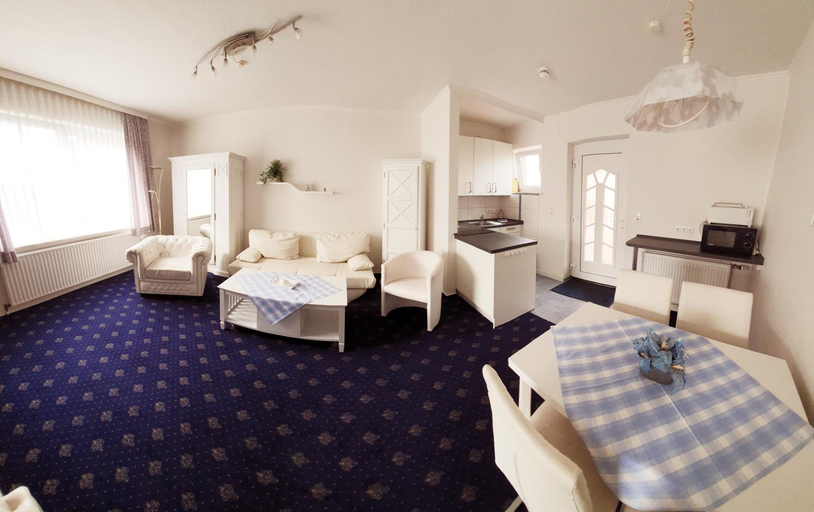 Others 2, Hotel-Pension Haus Hubertus, Leer