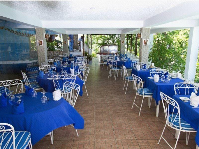 Food & Drinks 5, Hibiscus Lodge Hotel