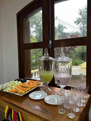 Others 2, Suite Romantica premiada com linda vista de varanda em Petropolis!, Petrópolis