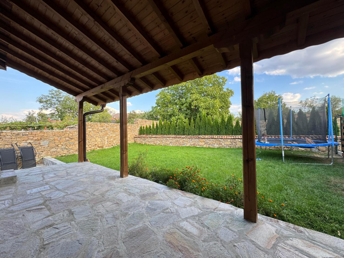 Others 5, Петропавловската Къща, Veliko Tarnovo