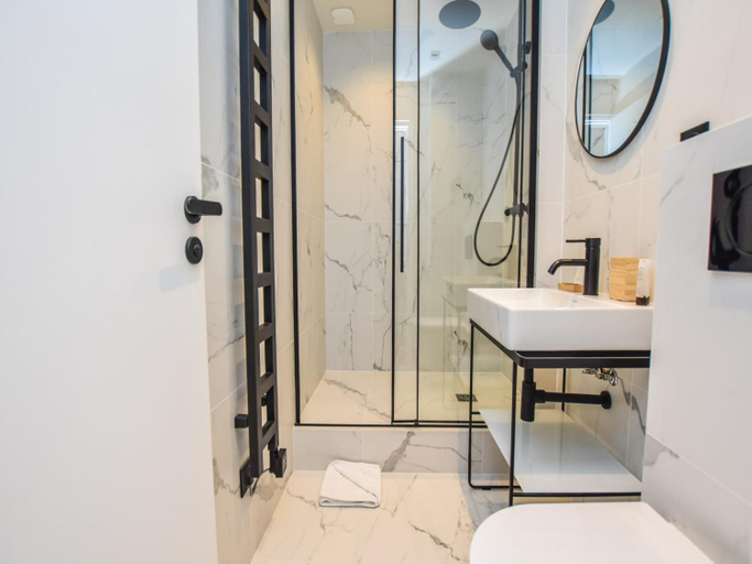 Bathroom, Welcoming apartment - 1BR4P - Arc de Triomphe, Paris