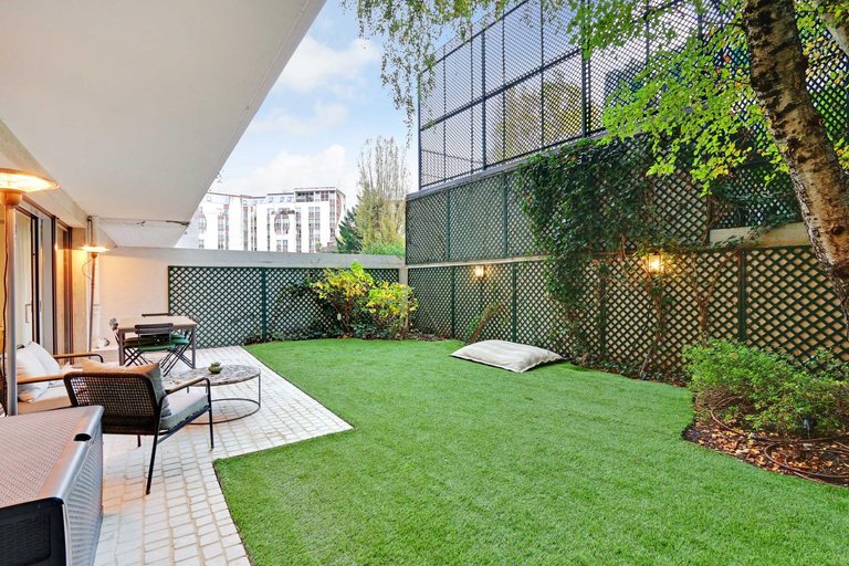 Others 5, Passy / Eiffel Tower - Amazing 2BR with garden , Paris