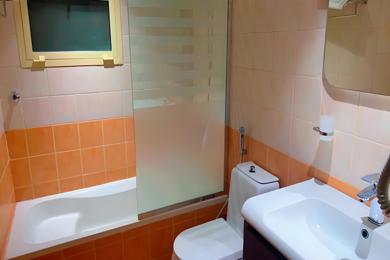 Bathroom 5, Maskan Al Madinah Serviced Apartments, Dammam