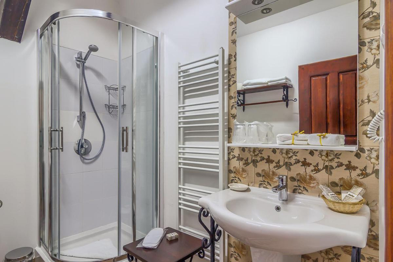 Bathroom 4, Taschler Haus, Sighisoara