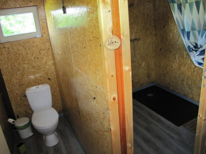 Bathroom, Camping des vignes, Ariège