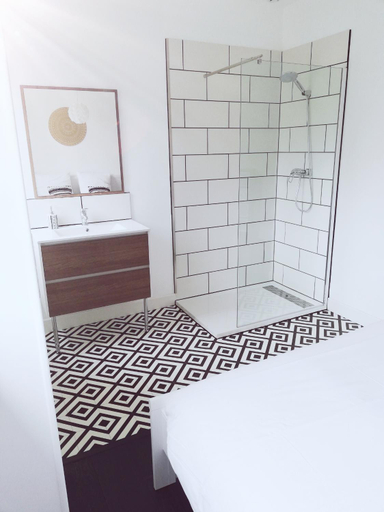 Bedroom, Suite 24, Saône-et-Loire