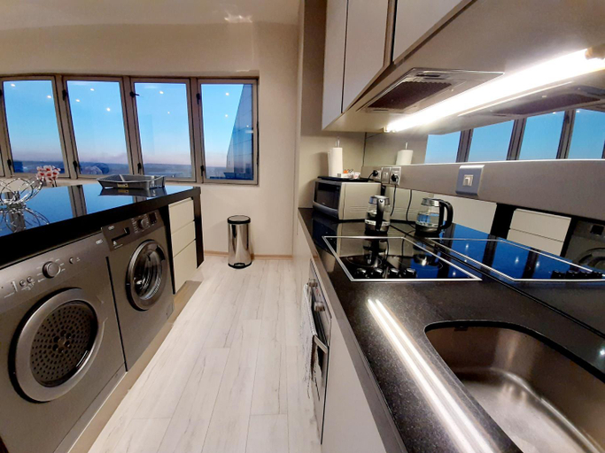 Others 5, 4 on Pritchard Luxury Suites, City of Johannesburg