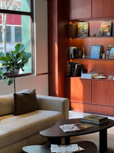 Public Area 2, Arian Hotel, Paris