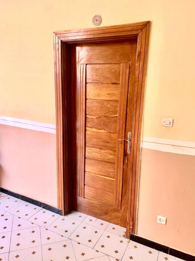 Others 3, LaFina Inn, Mbour