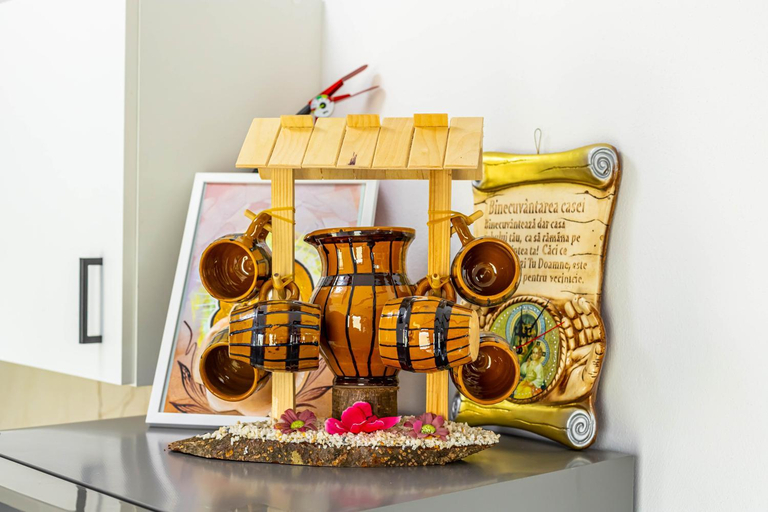 Food & Drinks 5, Casa Andra si Denis, Bumbesti-pitic