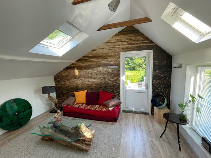 Others 4, B&B Unieks, Noordenveld
