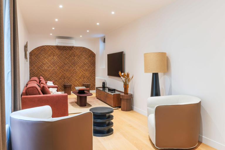 Others 4, Magnificent Apartment - 4BR/10P - Arc de Triomphe, Paris