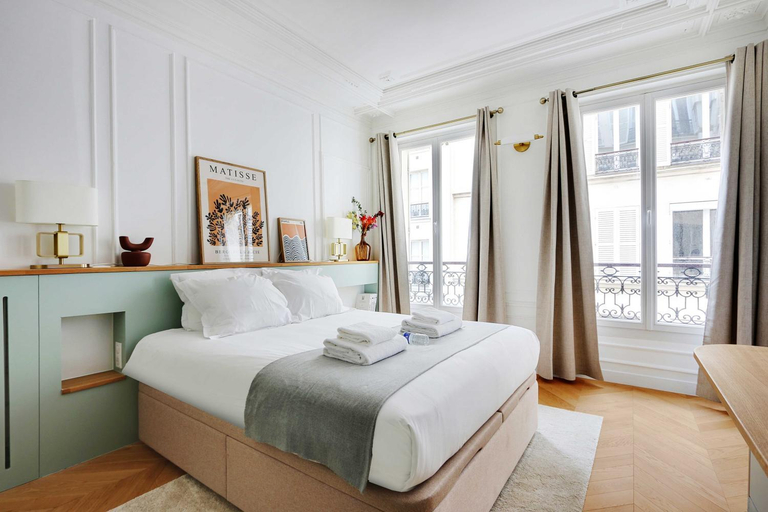 Bedroom 2, Cosy apartment - 1BR/4P - Jardin du Luxembourg, Paris