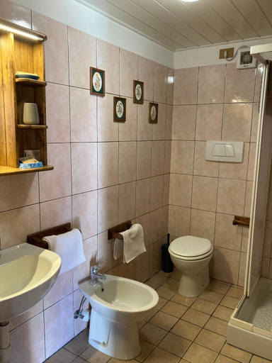 Bathroom 3, Casa Sperandini, Pistoia