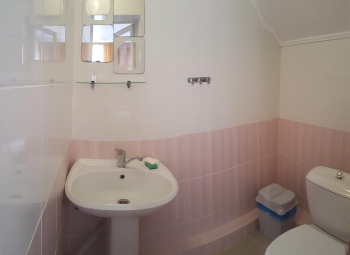 Bathroom 3, "Уралец", Anapskiy rayon