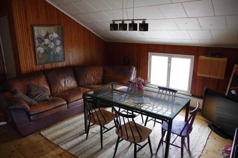 Others 3, Villa Amy, Southern Savonia