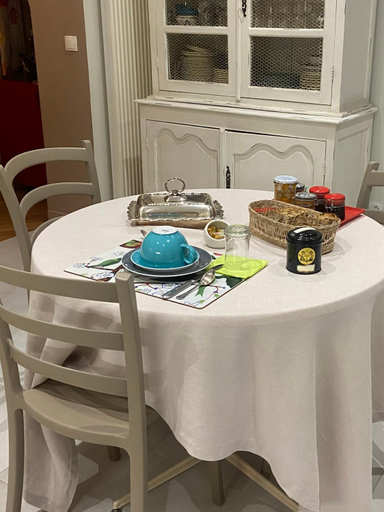 Others 4, CALME , PROCHE du Centre, Grande Terrasse, Petit dejeuner, Gironde