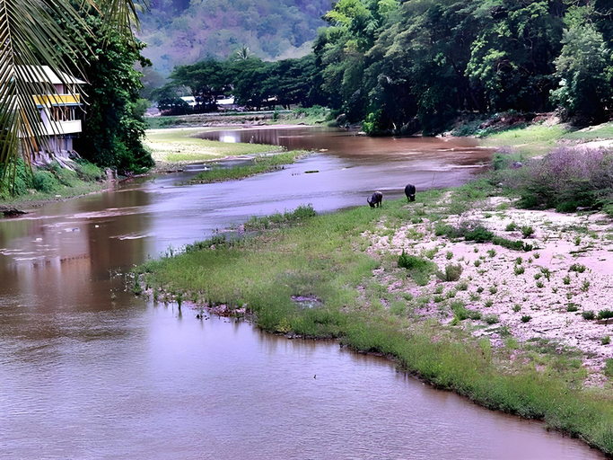 Others 2, River Bank Resort, Mae Sariang