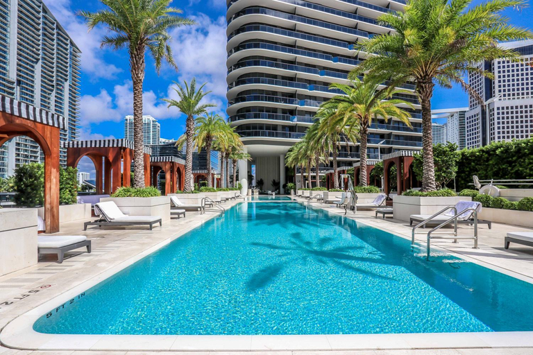 Sport & Beauty 2, SLS LUX Brickell, Miami-Dade