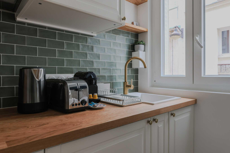 Kitchen, Charming Apt - 1BD/4P - Tour Eiffel / Invalides, Paris