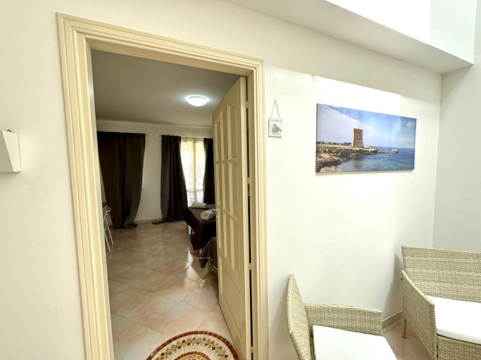 Others 4, B&B Blue, Palermo