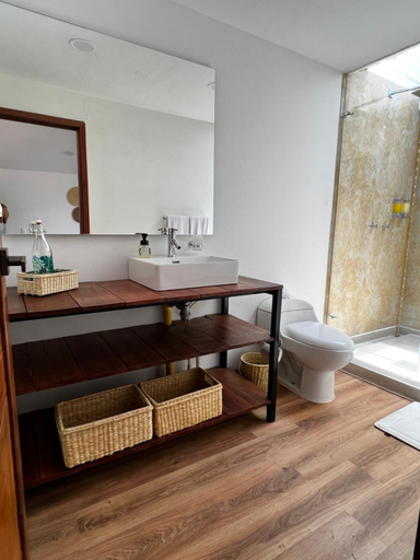 Bathroom 3, San Felipe Lodge. Birding and Wellness, Santiago de Cali