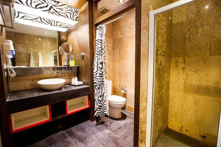 Bathroom 5, Amenity Apartel Samui, Ko Samui