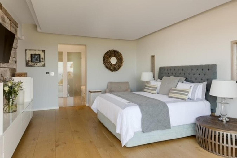 Bedroom 3, Element House - Contemporary and Upmarket Villa, City of Cape Town