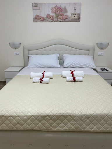 Others 4, Ali Baba Rooms, La Spezia