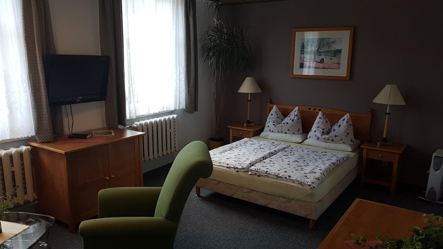 Bedroom, Hotel zur Post, Vogtlandkreis