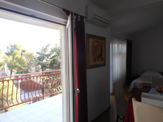 Others 4, Superior studio BUBA near the beach, Makarska
