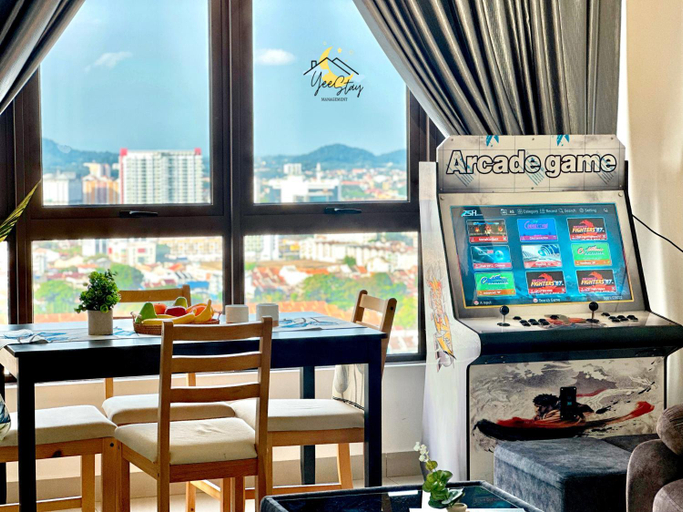 Food & Drinks 5, SeaView PoolView CityView BaliResidence Video game 5minJonker, Malacca City