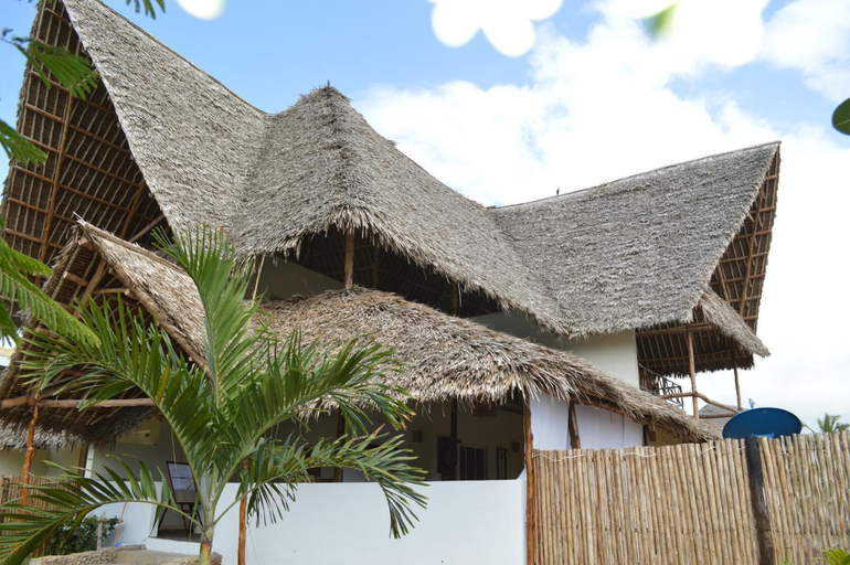 Exterior & Views 2, Pole Pole Beach House, Kilifi North