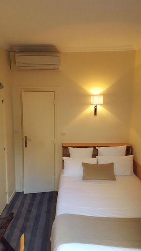 Bedroom 3, Saint Cyr Etoile Hotel, Paris