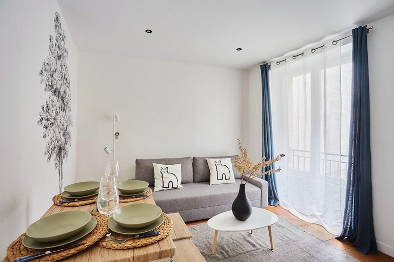 Others 3, Superb apartment Louvre Museum 2 Bedrooms, Paris