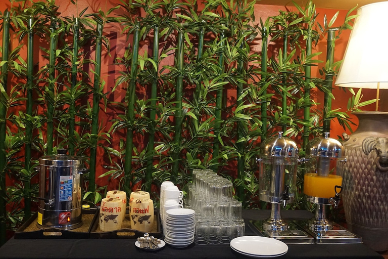 Food & Drinks 4, Bangkok Travel Suites, Muang Nonthaburi