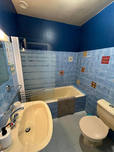 Bathroom 5, Auberge de la chesnaie, Ille-et-Vilaine