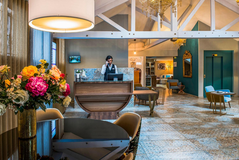 Public Area 2, Hotel Astor, Hauts-de-Seine
