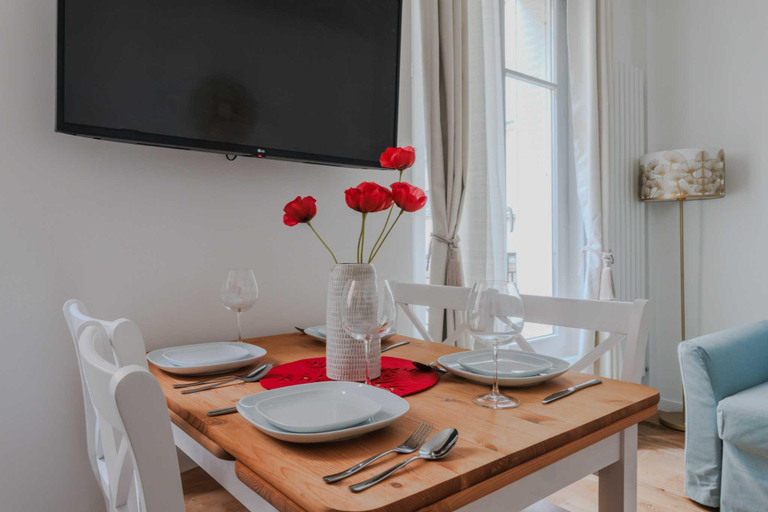 Facilities, Charming Apt - 1BD/4P - Tour Eiffel / Invalides, Paris