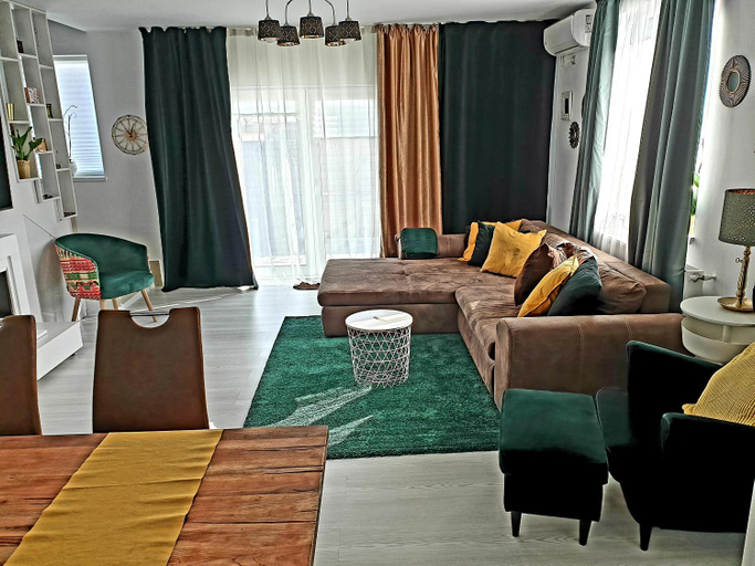 Others 3, VillaGrey Tunari, Tunari